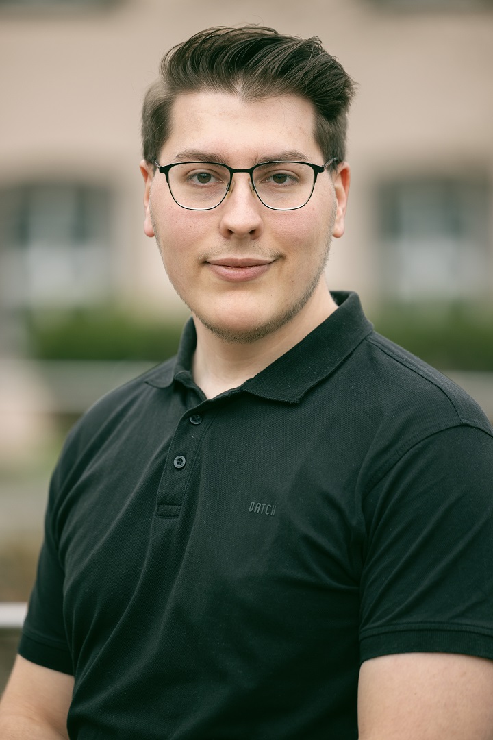 Steuerfachangestellter Max Tobies